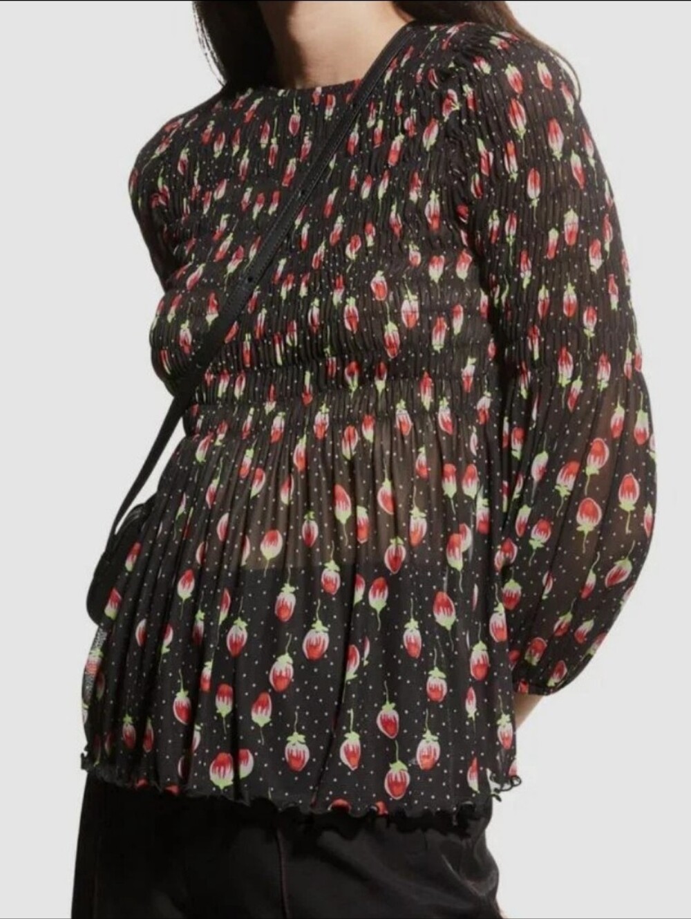 Anna Sui Roses Are Red Smocked Mesh Black Red Top Large